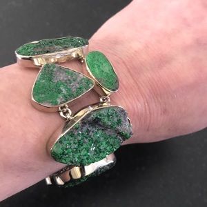 Beautiful green Garnet bracelet